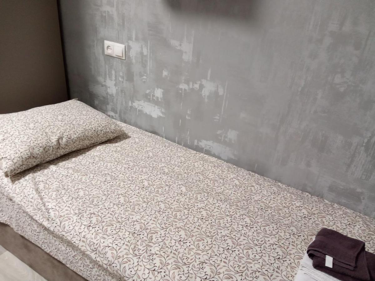 Hostel "Гном & Gnome" Lviv Luaran gambar