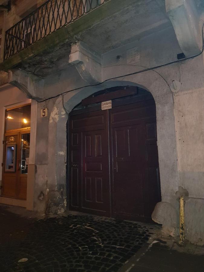 Hostel "Гном & Gnome" Lviv Luaran gambar